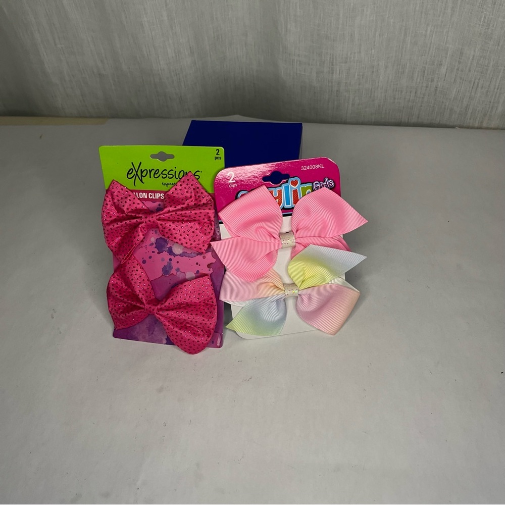 Cute colorful bows!